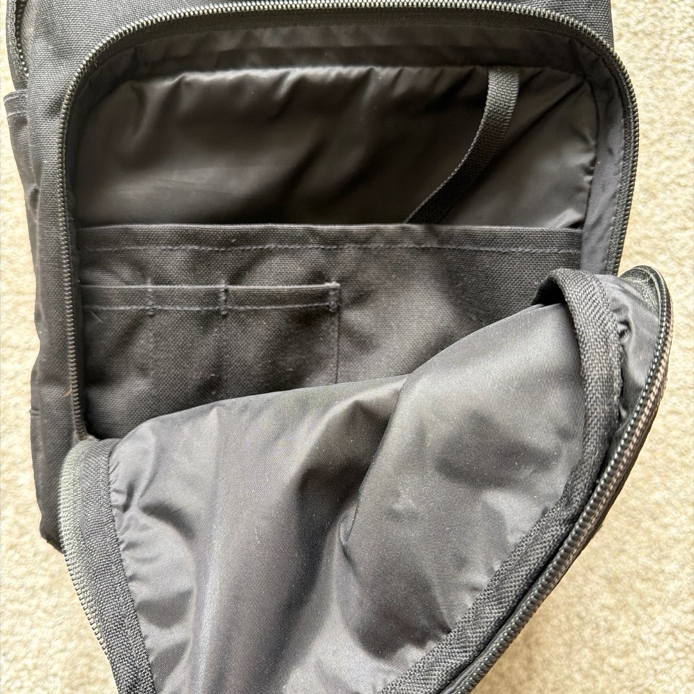 Filson Dryden Backpack Black Dark Navy Laptop Bag 1000D Nylon Leather Handle - Picture 7 of 16